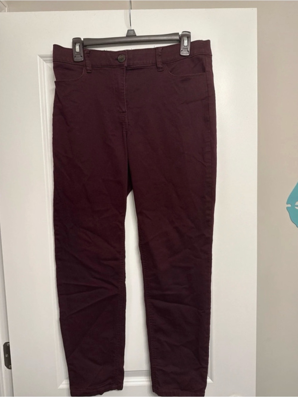 Women’s Skinny Jeans in Deep Burgundy
